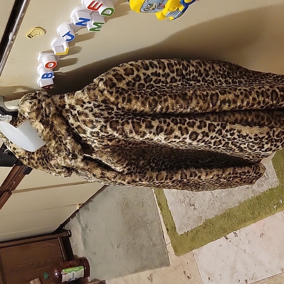 Generation nxt.wear ny furry coat - Picture 2 of 4